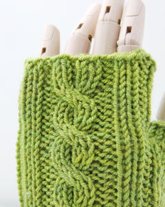 Cable Mitts - Avocado Green